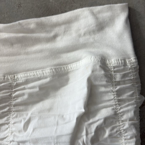 Elegant White Ruched Skirt - Picture 2 of 2